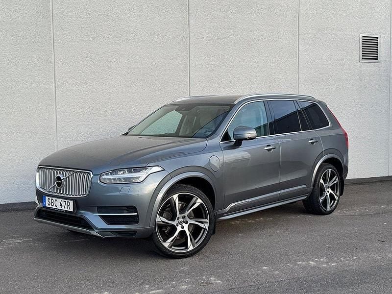 Grå Begagnad 2019 Volvo XC90 Inscription SUV | 379 000 kr (Superpris) - Bild 1/4