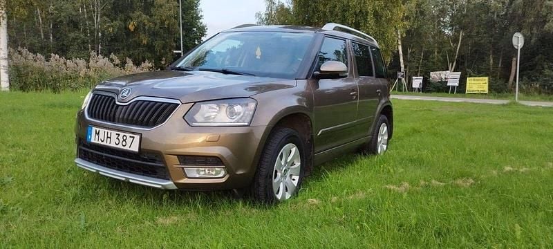 Brun Begagnad 2014 Skoda Yeti SUV | 85 000 kr (Bra pris) - Bild 1/4