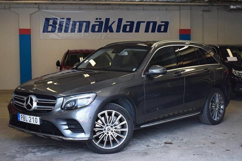 Grå Begagnad 2018 Mercedes GLC250 SUV | 329 000 kr (Lite dyr) - Bild 1/4