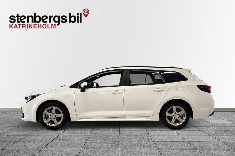 Begagnad Toyota Corolla 140 HK (102 kW) 2024 Vit Kombi