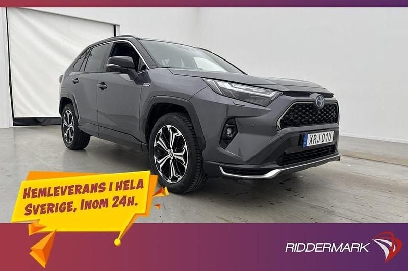 Grå Begagnad 2023 Toyota RAV4 Premium SUV | 519 900 kr (Lite dyr) - Bild 1/3