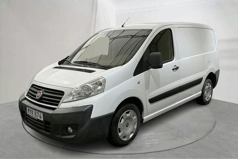 Vit Begagnad 2016 Fiat Scudo Minibuss | 99 000 kr (Lite dyr) - Bild 1/4