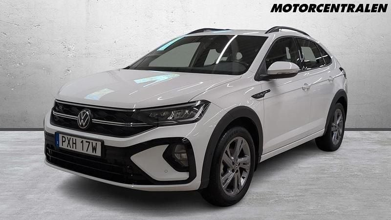 Vit Begagnad 2023 VW Taigo R-line SUV | 269 000 kr (Lite dyr) - Bild 1/4