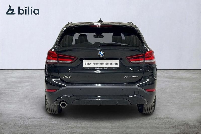 Begagnad BMW X1 Performance 125 HK (91 kW) 2020 Svart SUV