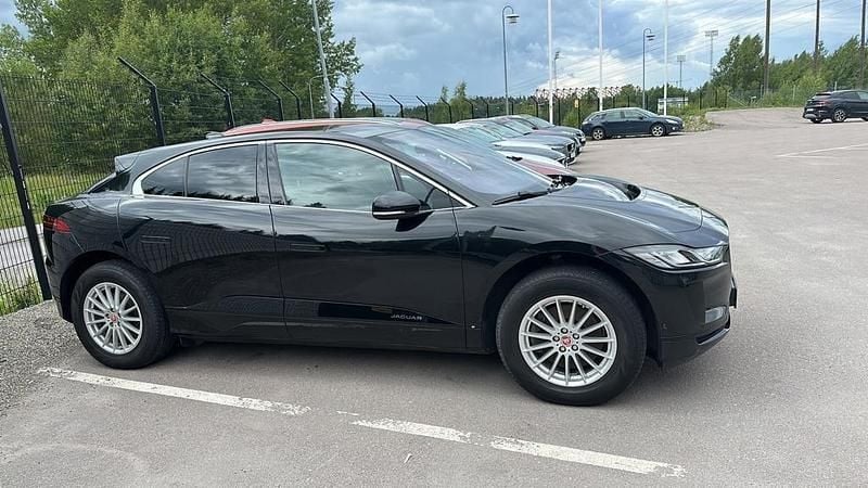 Svart Begagnad 2019 Jaguar I-Pace SUV | 320 000 kr (Marknadspris) - Bild 1/4