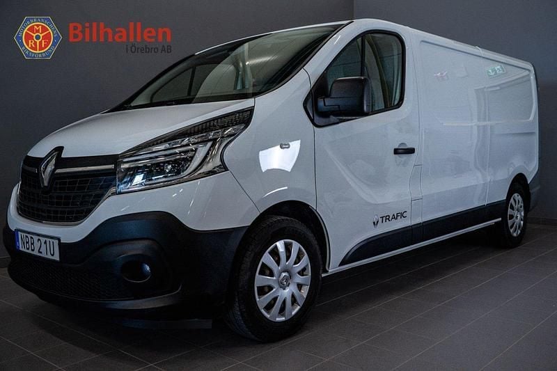 Vit Begagnad 2020 Renault Trafic Van | 229 900 kr (Marknadspris) - Bild 1/4