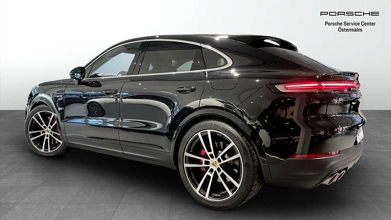 Begagnad Porsche Cayenne S E-Hybrid 2024 Svart SUV
