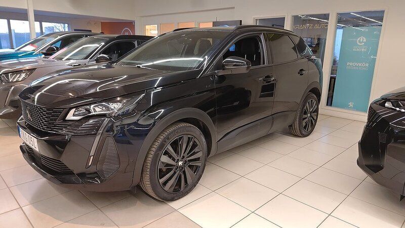 Svart Begagnad 2023 Peugeot 3008 GT SUV | 299 500 kr (Marknadspris) - Bild 1/4