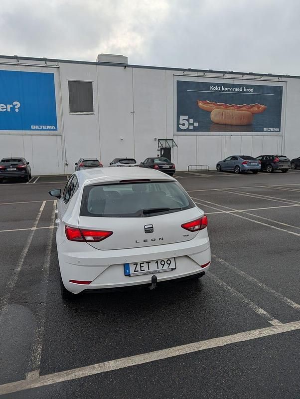 Begagnad Seat Leon 110 HK (80 kW) 2018