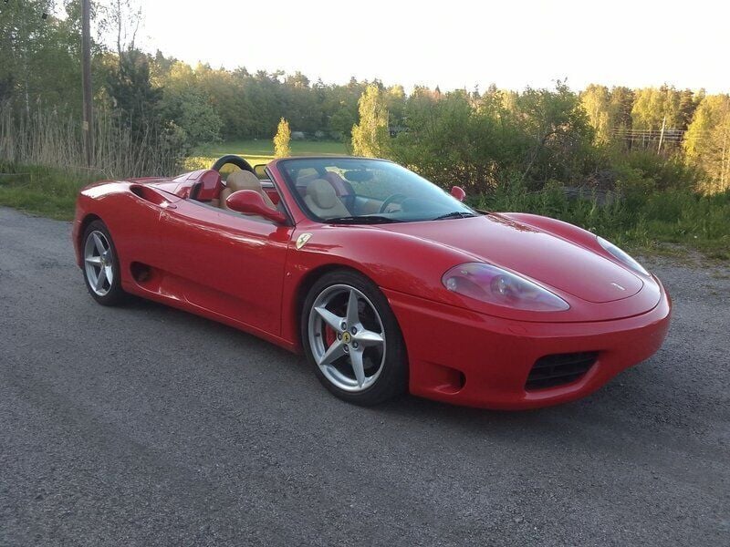 Röd Begagnad 2003 Ferrari 360 Cab | 875 000 kr - Bild 1/4