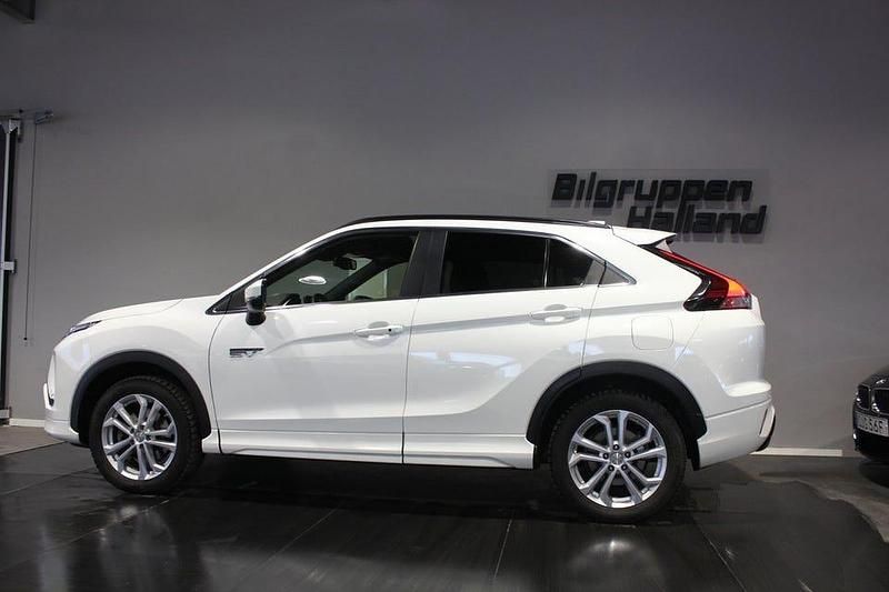 Begagnad Mitsubishi Eclipse Cross 188 HK (138 kW) 2022 Vit SUV