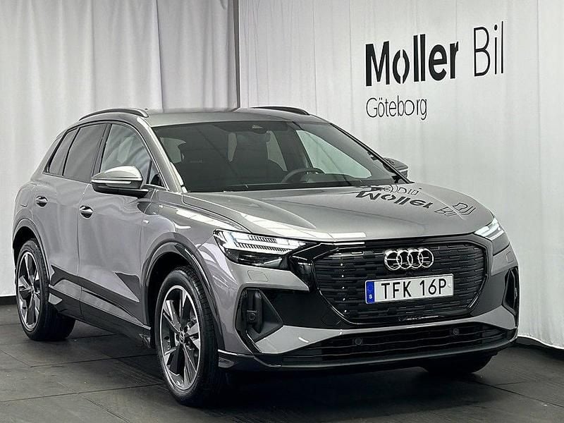 Grå Ny 2026 Audi Q4 e-tron S-Line SUV | 695 900 kr - Bild 1/4