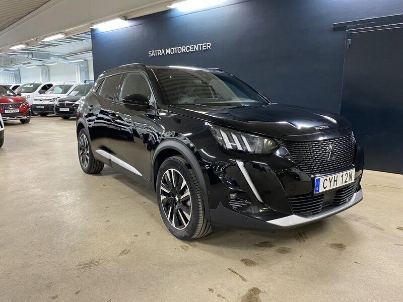 Svart Begagnad 2021 Peugeot e-2008 GT SUV | 204 900 kr (Marknadspris) - Bild 1/4