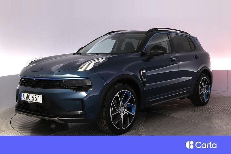 Blå Begagnad 2022 Lynk & Co 01 SUV | 293 900 kr (Marknadspris) - Bild 1/4