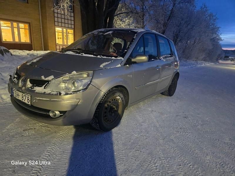 Begagnad 2007 Renault Scénic II Minibuss | 22 500 kr (Marknadspris) - Bild 1/4