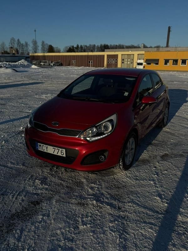 Begagnad Kia Rio 109 HK (80 kW) 2012