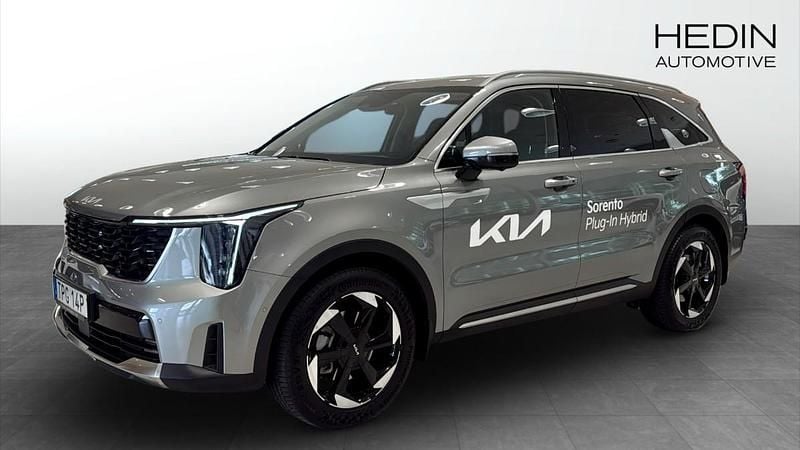 Grå (grey) Begagnad 2025 Kia Sorento Advance SUV | 609 900 kr - Bild 1/4