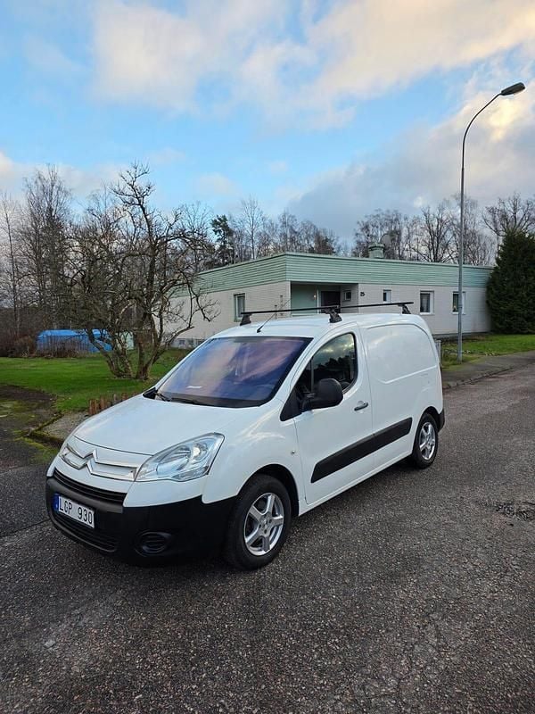 Begagnad 2011 Citroën Berlingo Minibuss | 65 000 kr (Lite dyr) - Bild 1/4