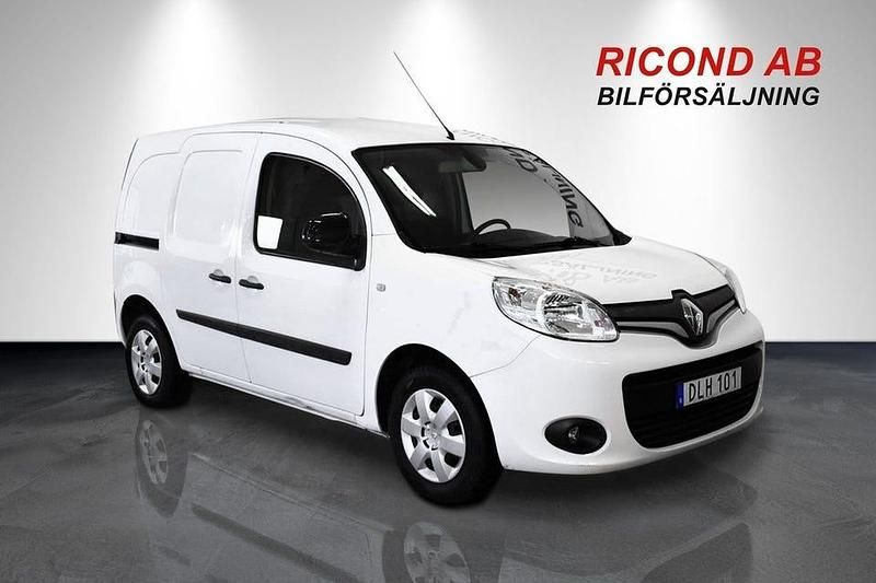 Vit Begagnad 2017 Renault Kangoo Minibuss | 69 900 kr (Bra pris) - Bild 1/4
