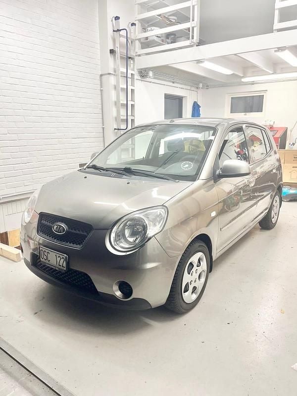 Begagnad 2010 Kia Picanto Halvkombi | 29 000 kr (Marknadspris) - Bild 1/3