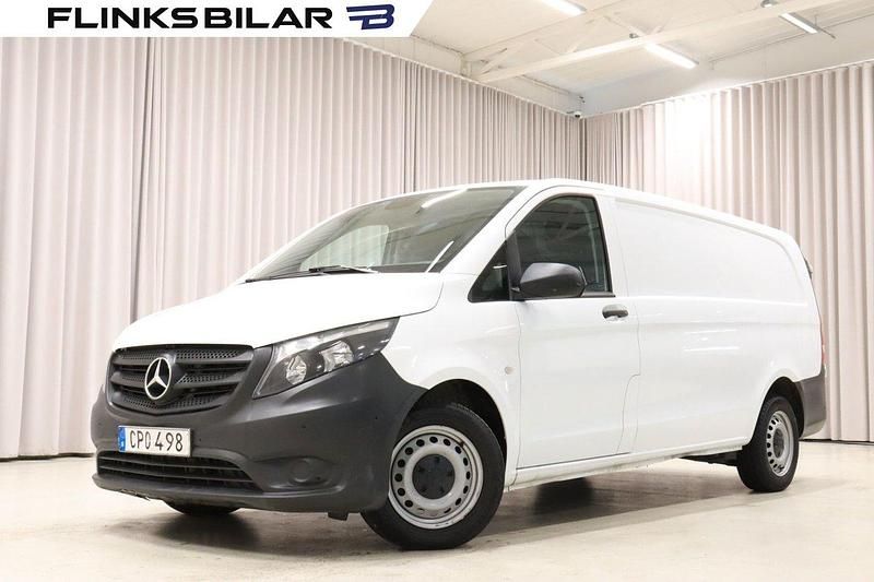 Vit Begagnad 2019 Mercedes Vito Minibuss | 189 900 kr (Marknadspris) - Bild 1/4