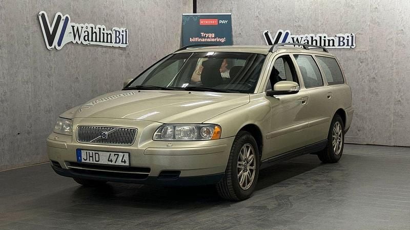 Grön Begagnad 2007 Volvo V70 Kinetic Kombi | 34 900 kr (Marknadspris) - Bild 1/4