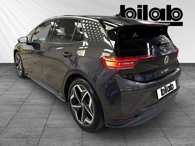 Begagnad VW ID.3 Pro Performance 150 kW (204 HK) 2021 Mörkgrå Halvkombi