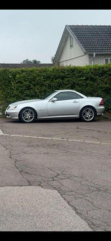 Silver Begagnad 2003 Mercedes SLK200 Cab | 53 000 kr (Marknadspris) - Bild 1/4