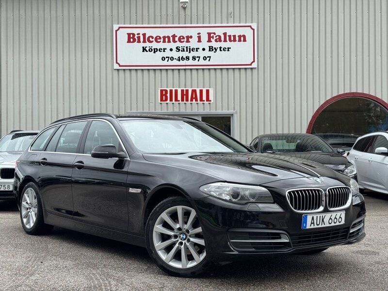 Svart Begagnad 2014 BMW 520 Kombi | 159 900 kr (Marknadspris) - Bild 1/4
