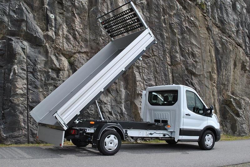 Ny 2025 Ford Transit Van | 574 375 kr (Dyr) - Bild 1/4