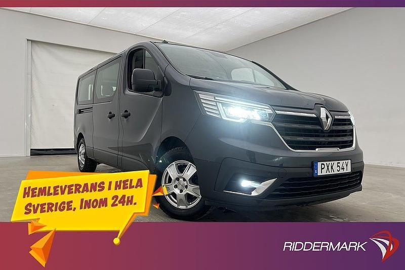 Grå Begagnad 2023 Renault Trafic Van | 434 800 kr (Dyr) - Bild 1/3