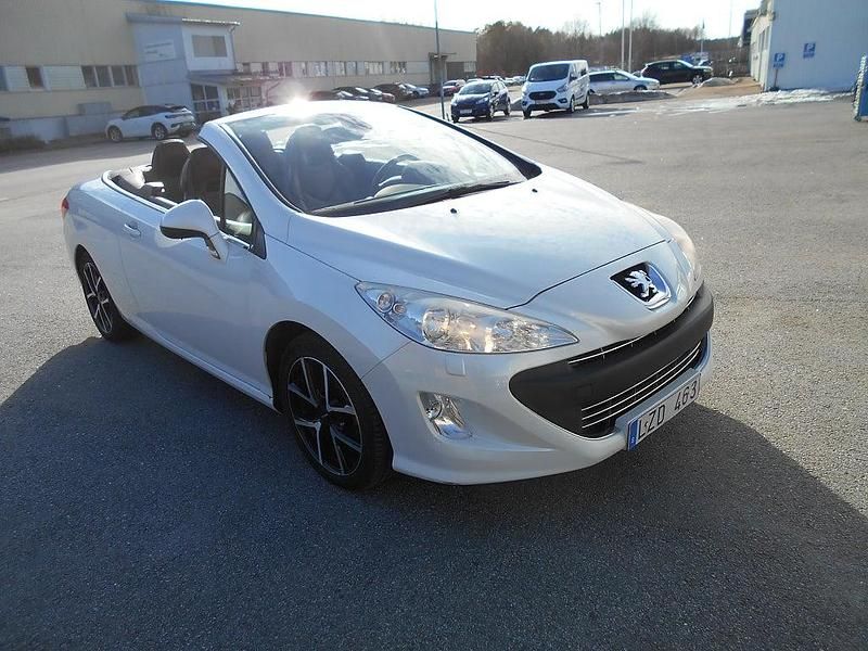 Begagnad Peugeot 308 CC 136 HK (100 kW) 2010 Vit Cab