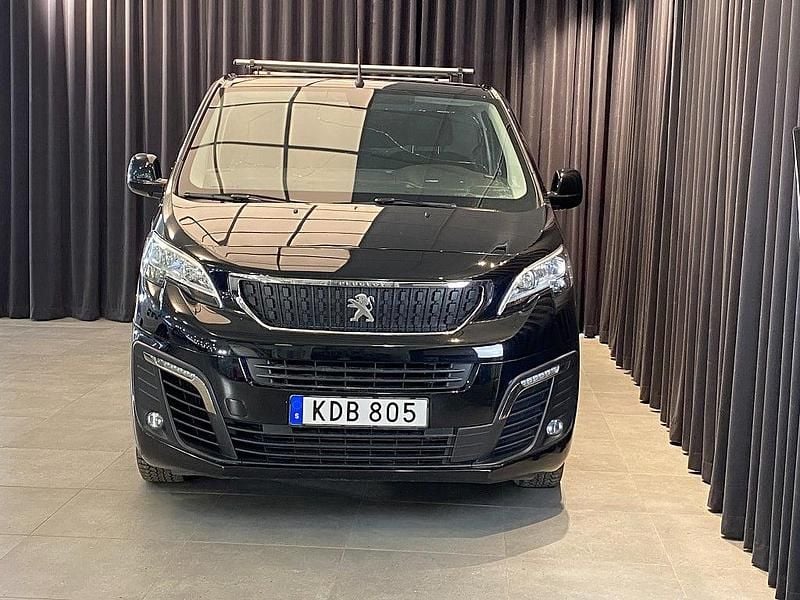 Begagnad Peugeot Expert 144 HK (105 kW) 2022 Svart Van