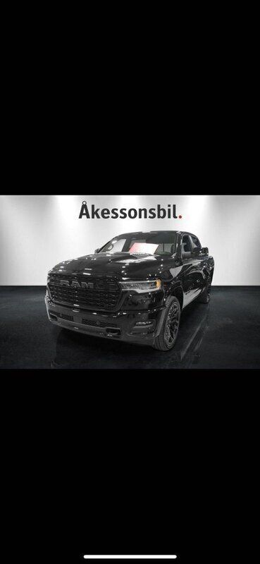 Svart Ny 2025 RAM 1500 Pickup | 1 350 000 kr (Marknadspris) - Bild 1/4