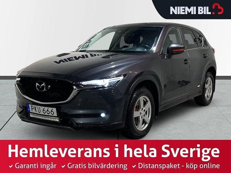 Grå Begagnad 2017 Mazda CX-5 SUV | 209 900 kr (Marknadspris) - Bild 1/3