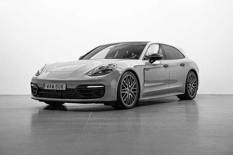Crayon Begagnad 2021 Porsche Panamera 4 Sport Turismo Sedan | 759 000 kr (Marknadspris) - Bild 1/4