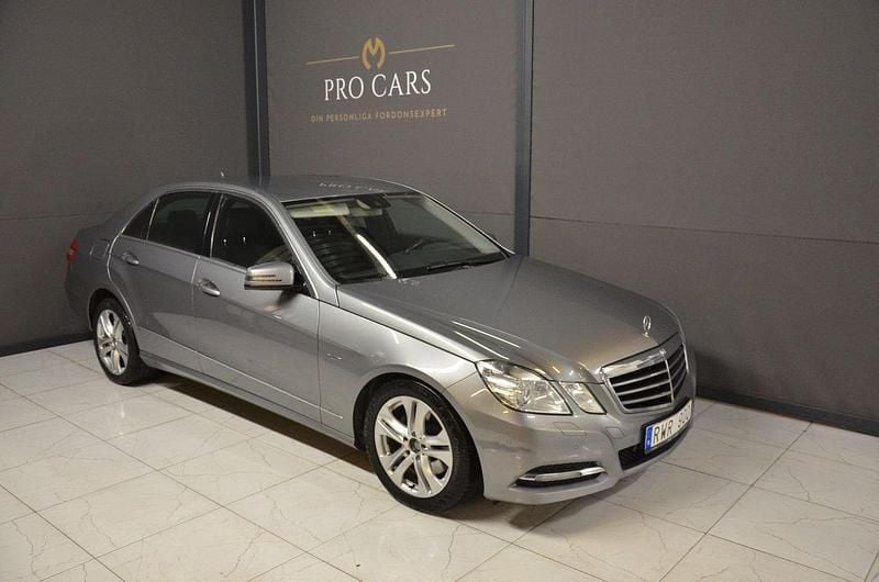 Silver Begagnad 2011 Mercedes E250 Avantgarde Sedan | 93 900 kr (Marknadspris) - Bild 1/4
