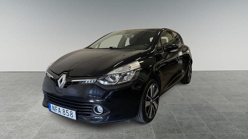 Svart Begagnad 2016 Renault Clio IV Halvkombi | 72 900 kr (Bra pris) - Bild 1/4
