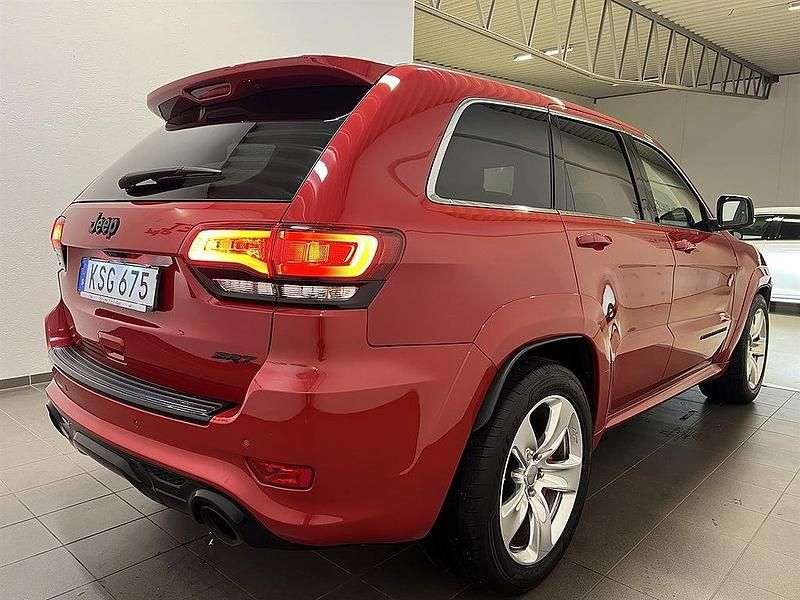 Begagnad Jeep Grand Cherokee SRT 468 HK (344 kW) 2014 Röd SUV