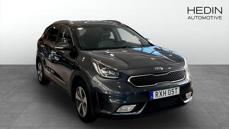 Grå Begagnad 2019 Kia Niro Advance SUV | 169 900 kr (Marknadspris) - Bild 1/4
