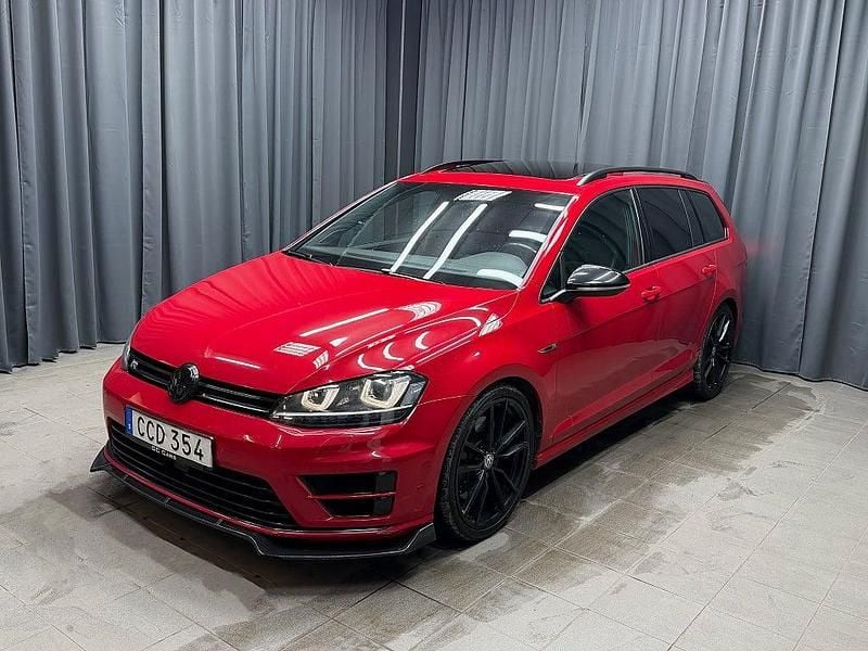 Begagnad VW Golf VII R 301 HK (221 kW) 2016 Röd Kombi