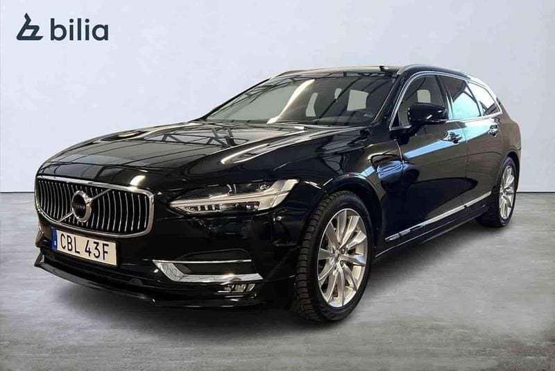 Begagnad Volvo V90 2020 Svart Kombi