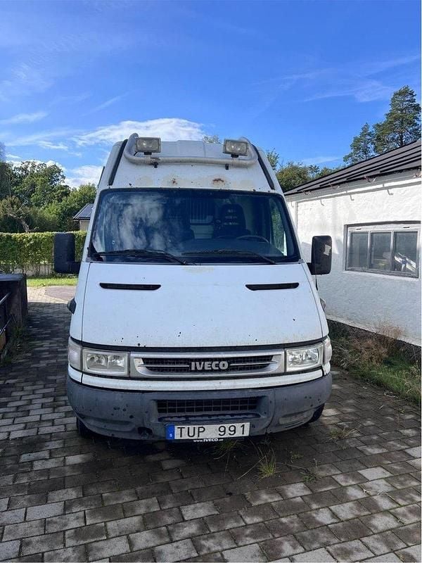 Vit Begagnad 2006 Iveco 35.12 Van | 44 000 kr - Bild 1/4