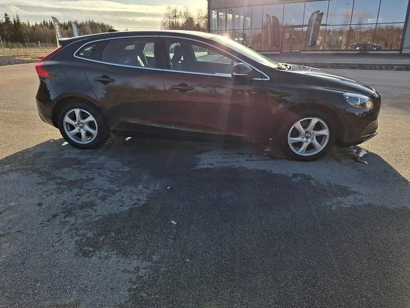 Begagnad Volvo V40 150 HK (110 kW) 2016