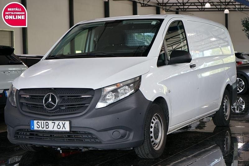 Vit Begagnad 2020 Mercedes Vito Minibuss | 174 500 kr (Superpris) - Bild 1/4