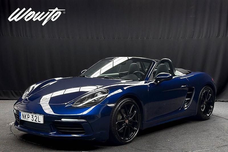 Flerfärgad Begagnad 2024 Porsche 718 Boxster Edition Cab | 849 800 kr (Bra pris) - Bild 1/4