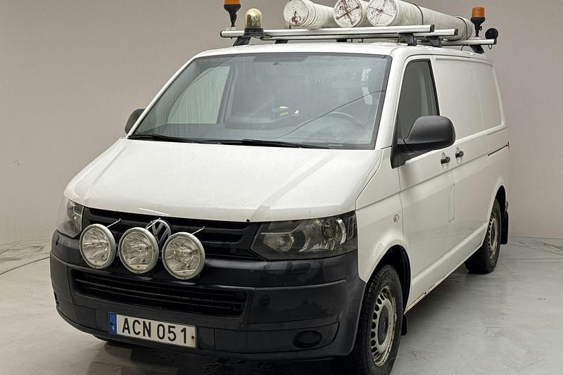 Vit Begagnad 2015 VW T5 Van | 99 000 kr (Bra pris) - Bild 1/4