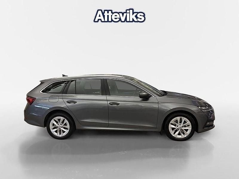 Begagnad Skoda Octavia Style 150 HK (110 kW) 2024 Grå Kombi