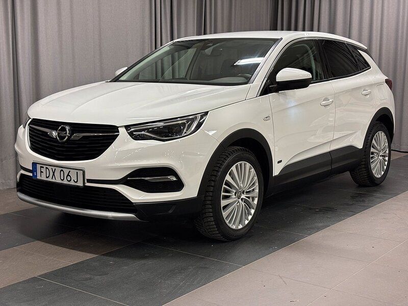 Vit Begagnad 2020 Opel Grandland X Innovation SUV | 219 900 kr (Marknadspris) - Bild 1/4