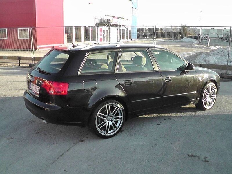 Begagnad Audi A4 Proline 180 HK (132 kW) 2006 Svart Kombi